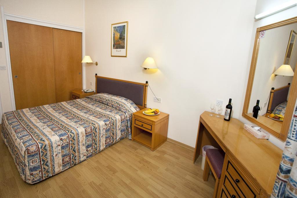 Episkopiana Hotel & Sport Resort Episkopi  Room photo
